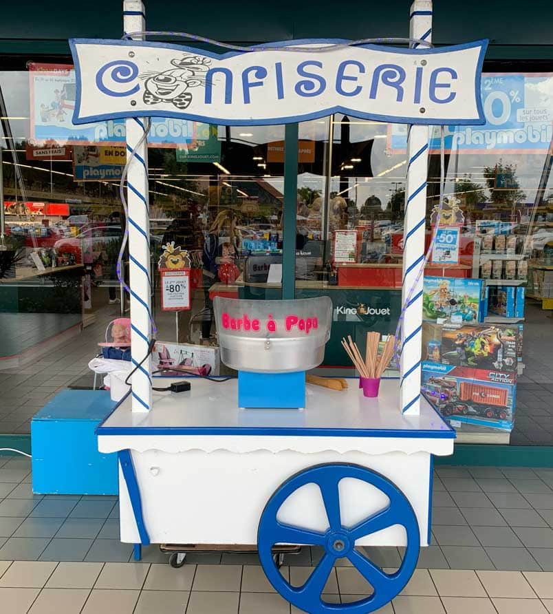 stand-barbe-a-papa-magasin