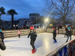 patinoire-synthetique-marche-de-noel location (1)