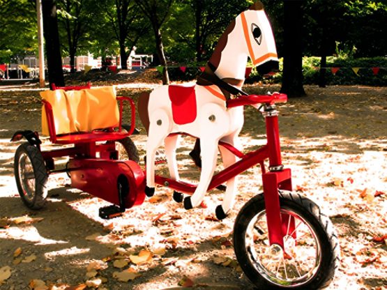 cheval-a-pedale