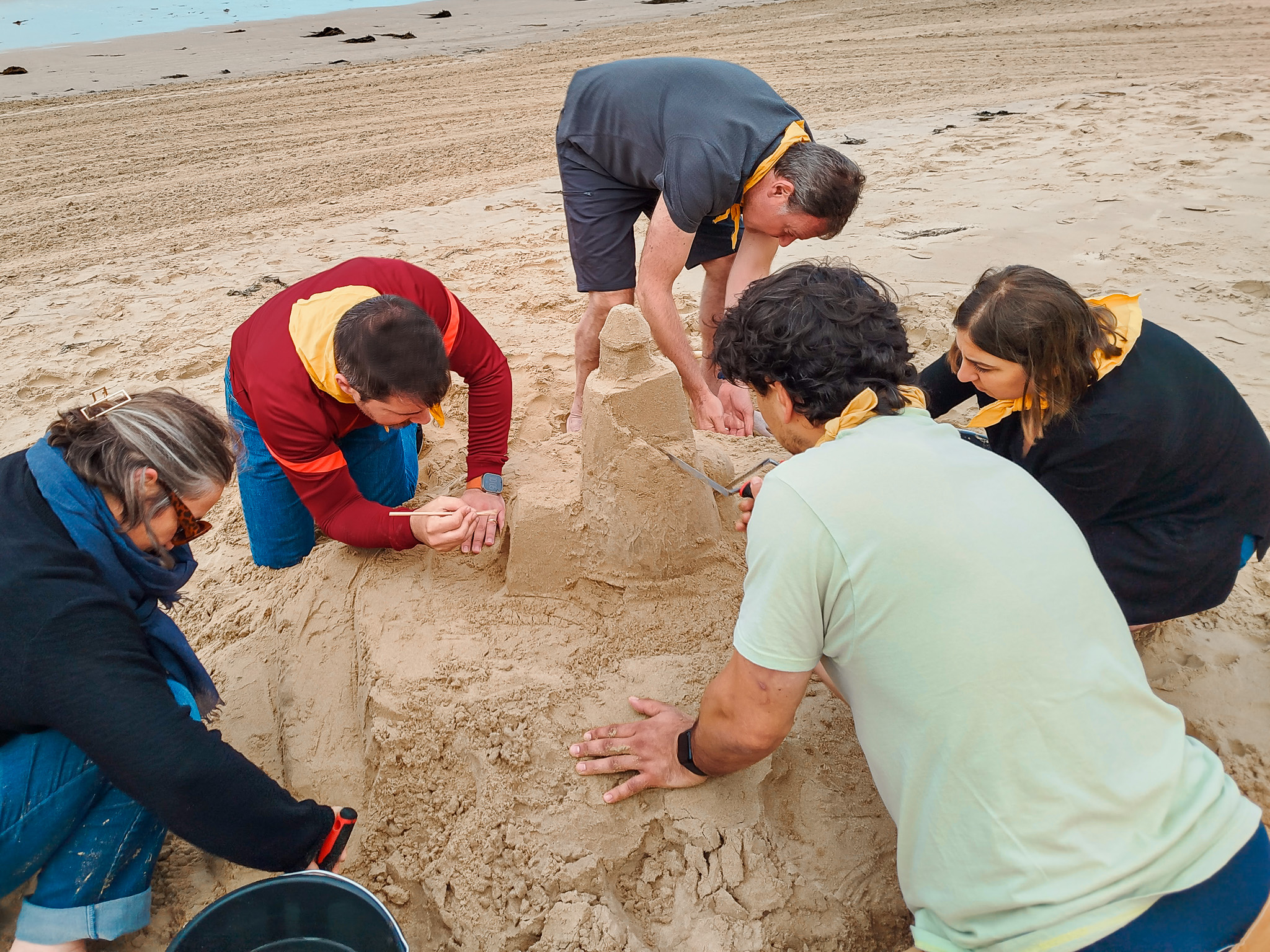 team-building-creatif-sand-art-chateau-de-sable